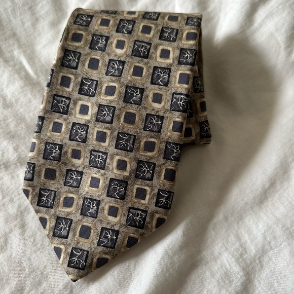 Bundle (4) Men’s Ties - Picture 10 of 16